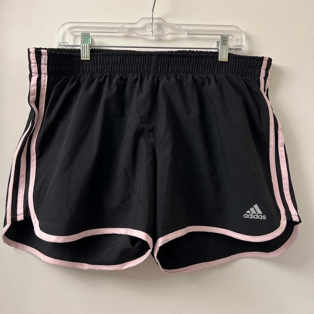 🖤💗 Adidas 4" running shorts - XL